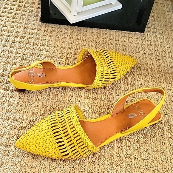Sarto Yellow Sandals - Picture 2 of 6